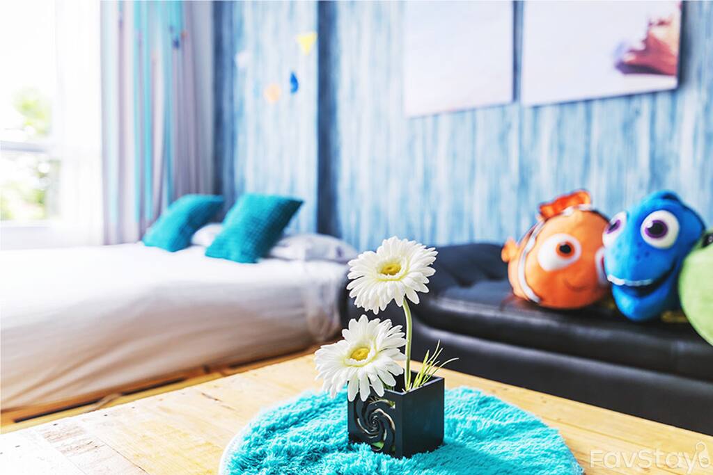 Bed room