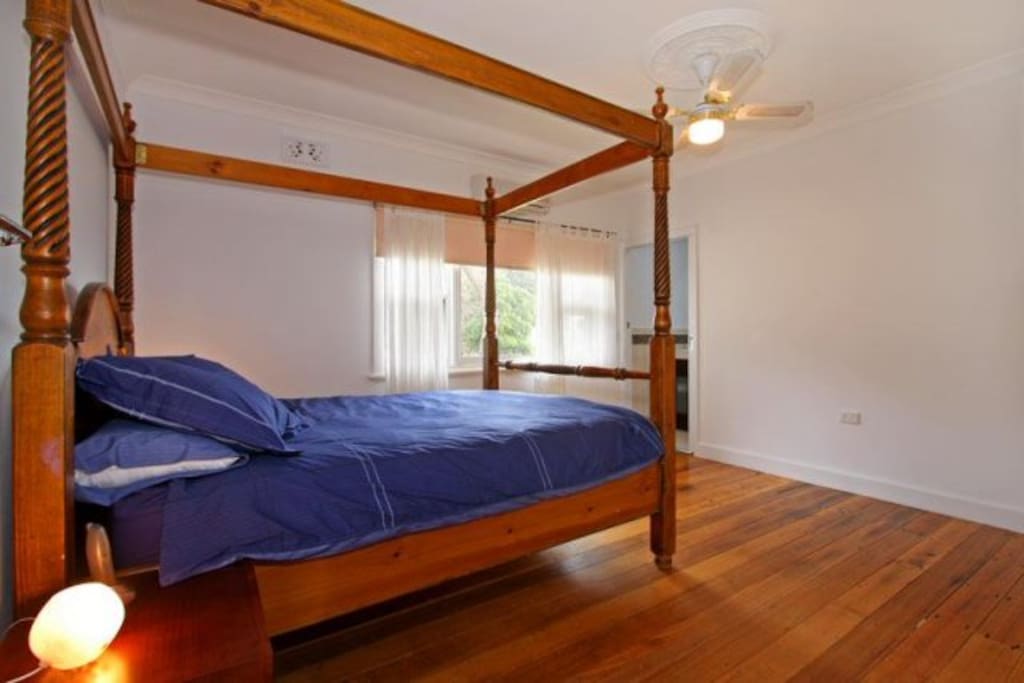 Bedroom 1 with Ensuite (Queen Size Bed )