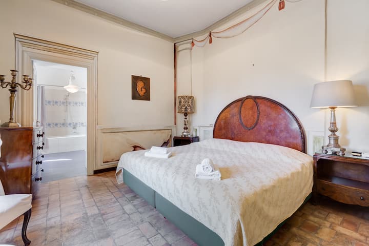 Dormitorio doble tamaño queen