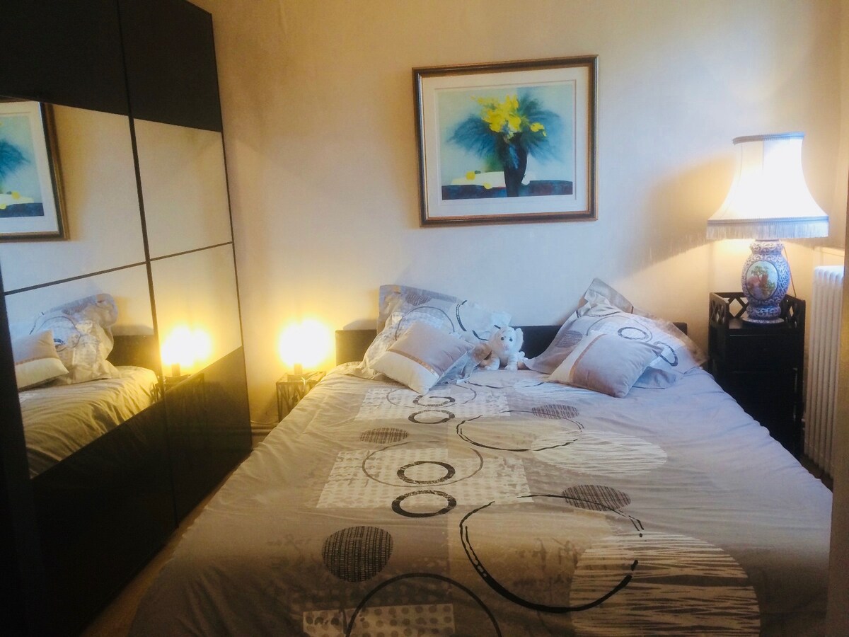 غرفة النوم 2