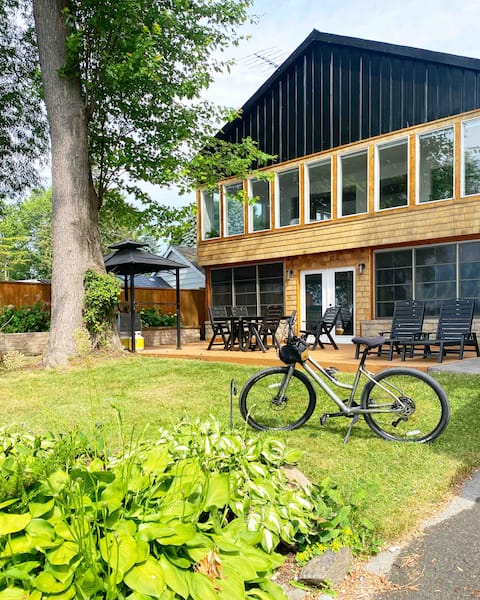 2 Private, quiet lakefront cottages