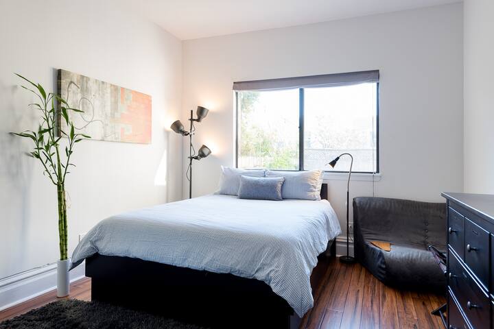 Designer Space in Sunny+Walkable Mission District