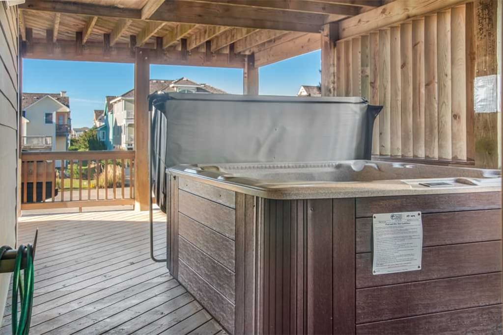 SV26: Seven Sisters 26 | Mid Level Hot Tub