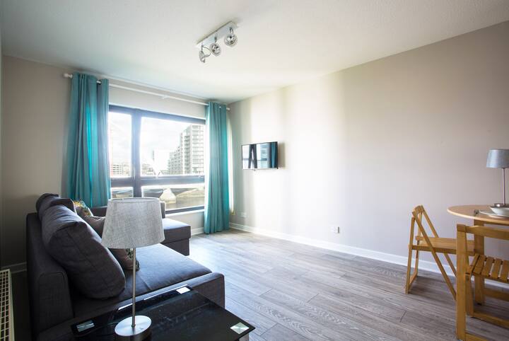 Modern Apt Near Hydro Finneston City Centre Apartments For Rent In Glasgow Scotland United Kingdom