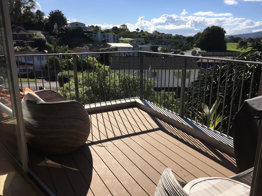Views to Rangitoto from sunny deck. Great spot for morning coffee.