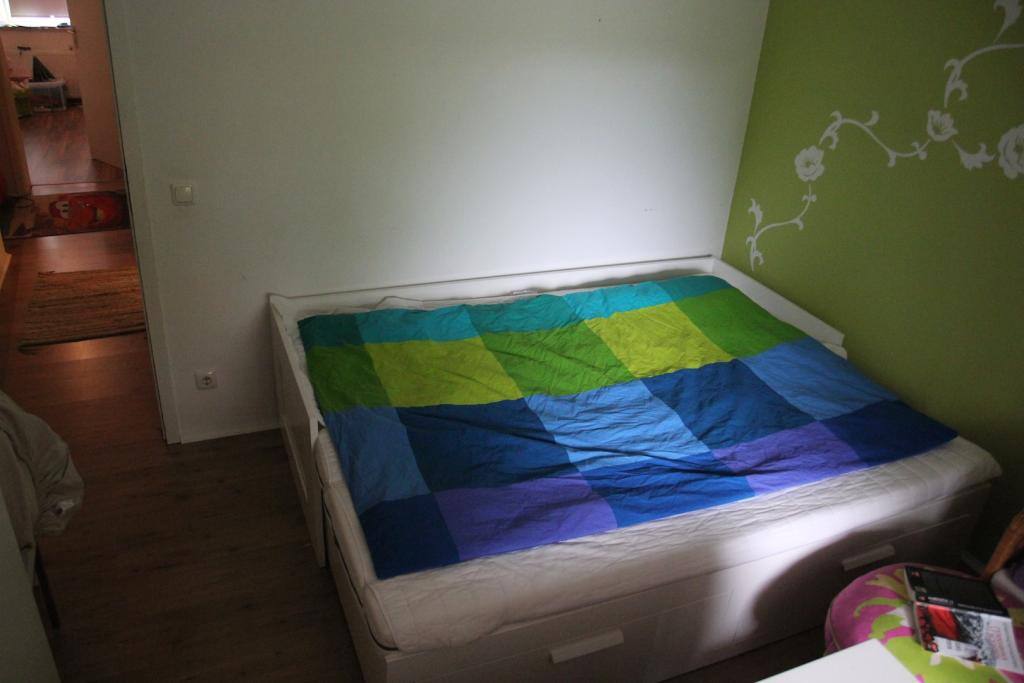 Doppelbett-Ausziehbar