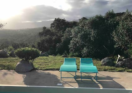 Promo Porto Vecchio piscine vacances sécurisées