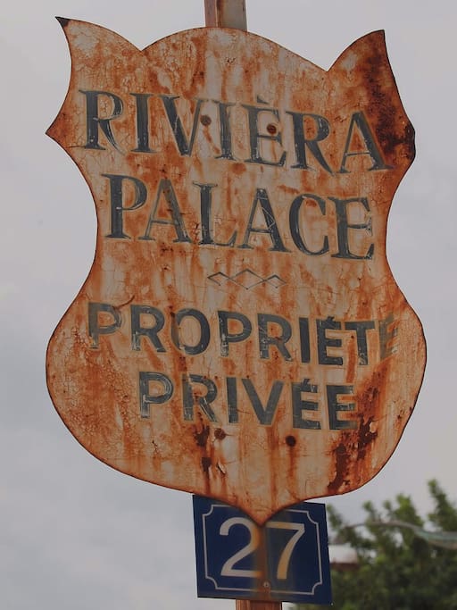Riviera Palace entrance - Monte-Carlo superior !