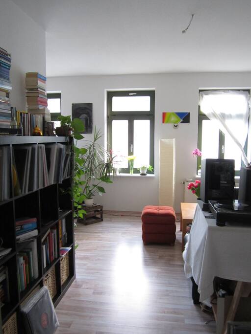 Wohnzimmer vom Flur aus