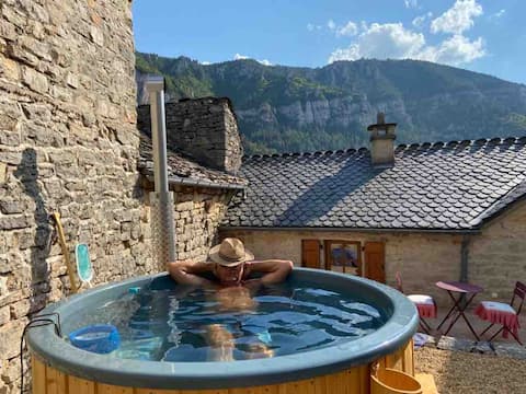 La Romantique terrace + heated Finnish bath