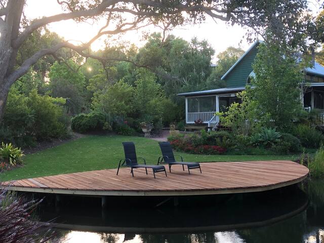 Lakeside Garden Chalet