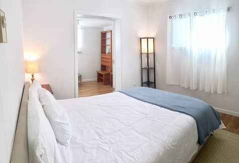 Country Cottage: Hudson Valley - Millbrook Area