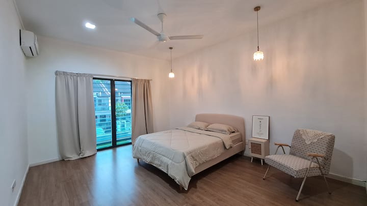 ห้องนอน 1 (ห้องนอนใหญ่) @ ชั้น 1