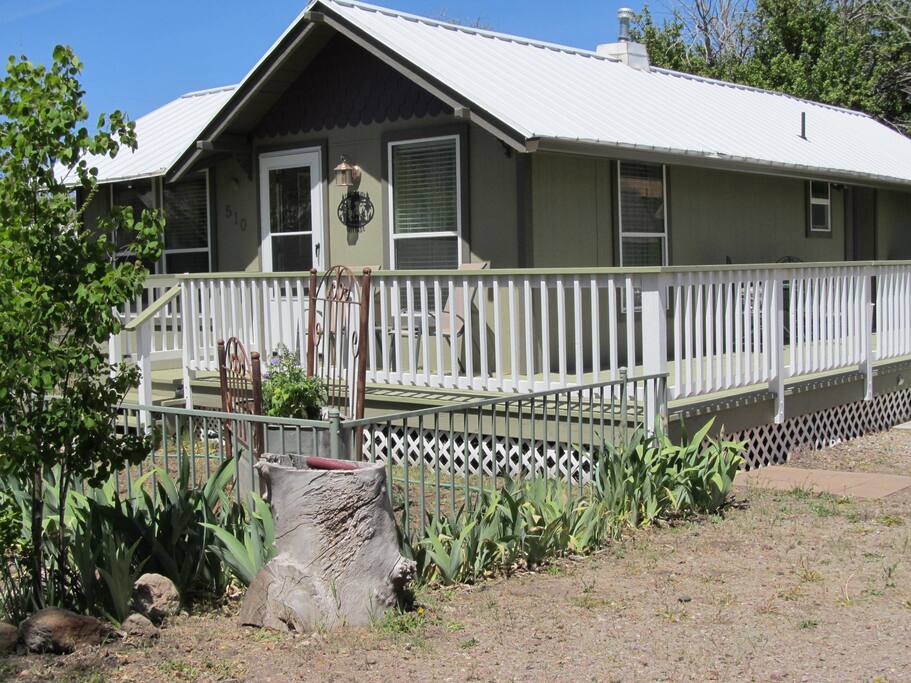 Top 100 Airbnb Rentals 2017 in Williams, Arizona