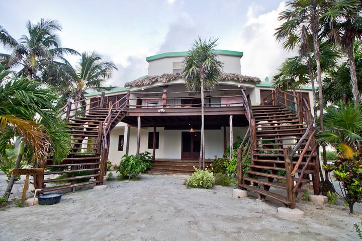 Luxurious Villa Pearl, ocean views, Gold Standard gallery image 2