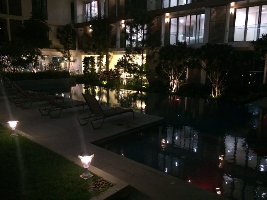 Swimming pool