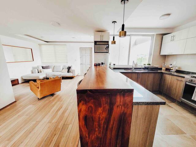 Unique Experience in Condesa! Premium Quality Apt! gallery image 4