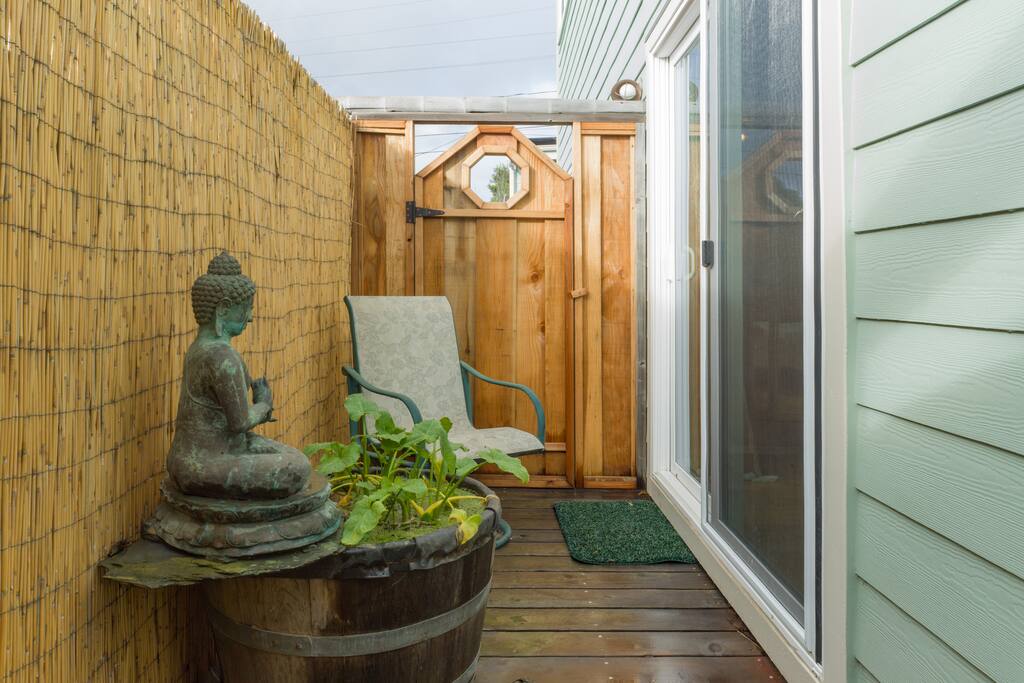 Private garden setting.