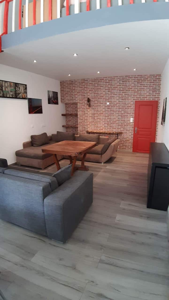 Gîte 25 Couchages Avec Piscine En Sud Ardèche - Ardèche