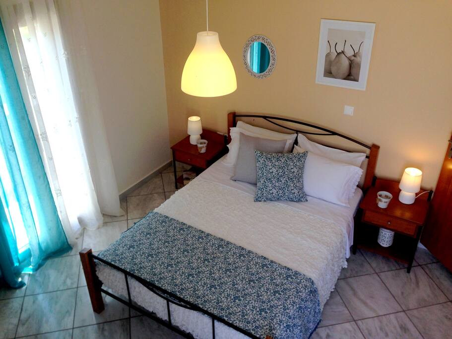 PANORAMIC VIEW OF BEDROOM