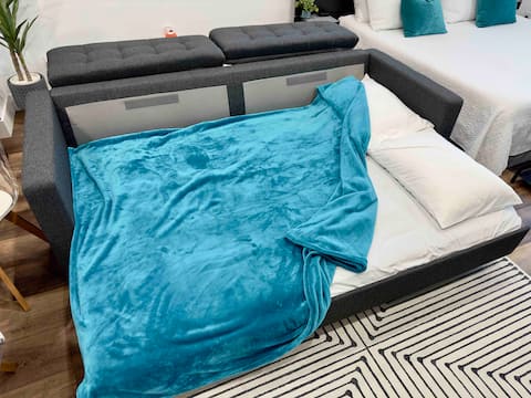 Top performing Airbnb: Luxury Poolside Studio | Hot Tub & Outdoor Lounge in Woodland Hills