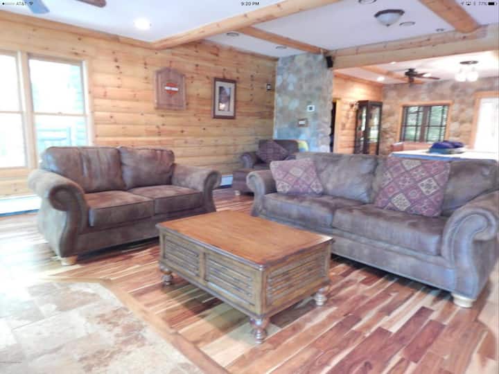Pocono Lakefront Log Home (Indian Lake Lodge) Houses for Rent in