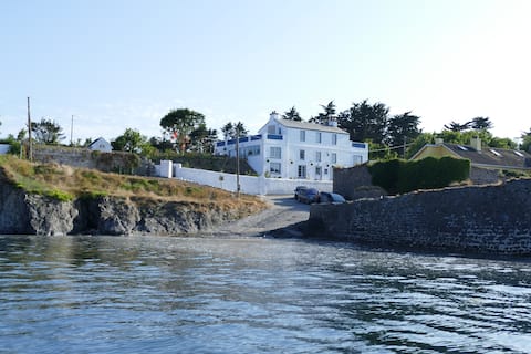 Large waterside property magnificent views