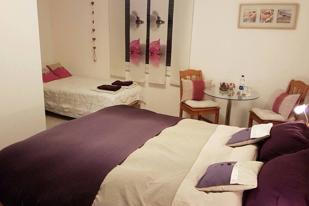 Zimmer 1 Sonne : für 1 bis 3 Personen
Chambre 1 Soleil : pour 1 à 3 personnes
