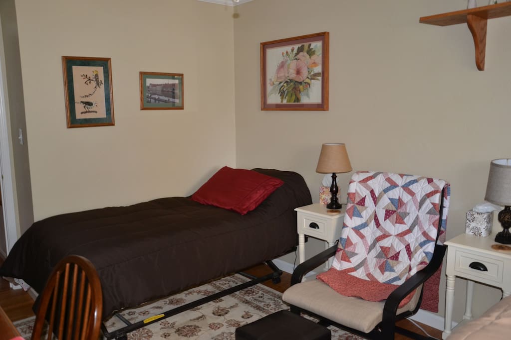 Twin bed