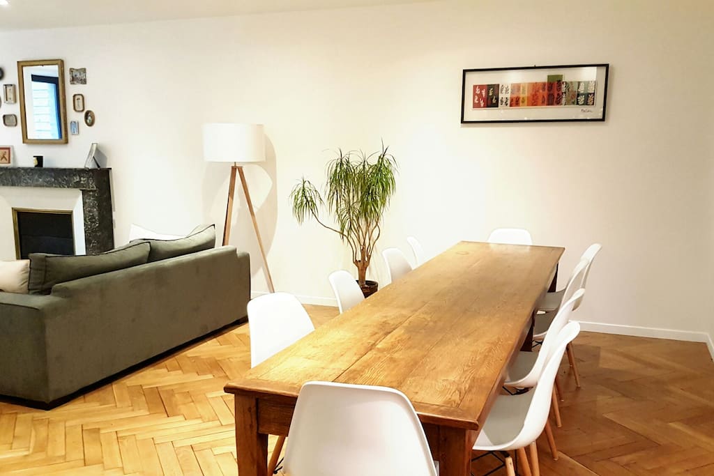 Salle à manger, vue depuis la cuisine