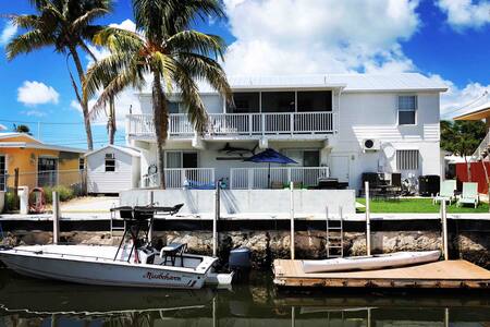 Waterfront, Deep Water, 5Bd/3Bth, Kayaks and Bikes