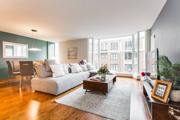 2BD/2BA MAG MILE MASTERPIECE (+Rooftop)