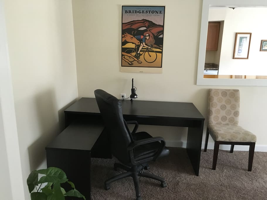 If you need to get work done, or meet with clients in Kenosha, this desk area is perfect.