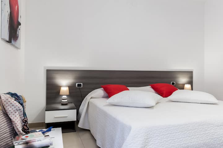 Chumba cha kulala cha kwanza