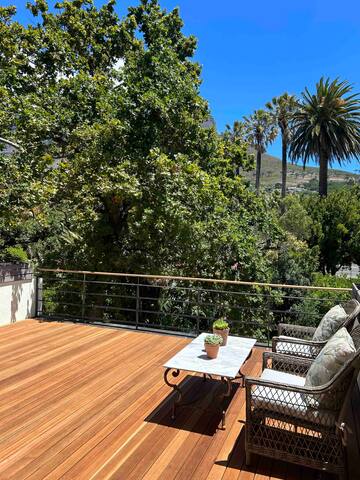 Table Mountain views oasis escape family home gallery image 3