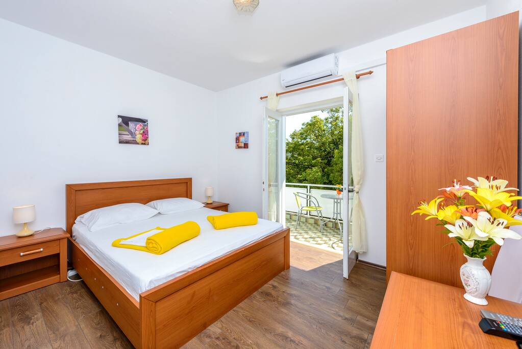 Double bedroom
