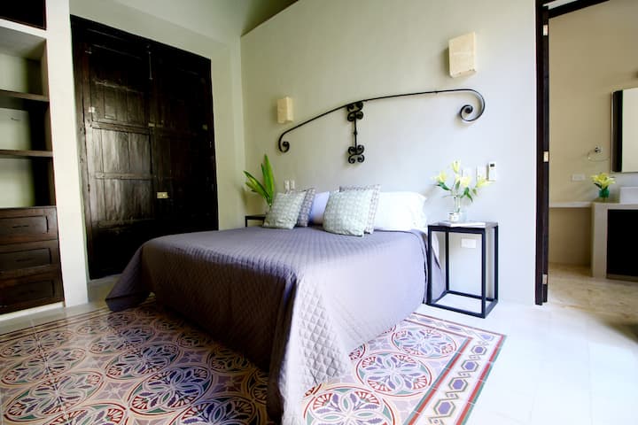 Dhoma e gjumit #2 me qasje direkte në pishinë