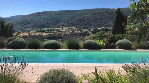 ARCHITECTURAL HOUSE IN PROVENCE SP