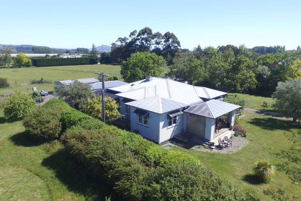 Set in 6 acres of paddocked farmland