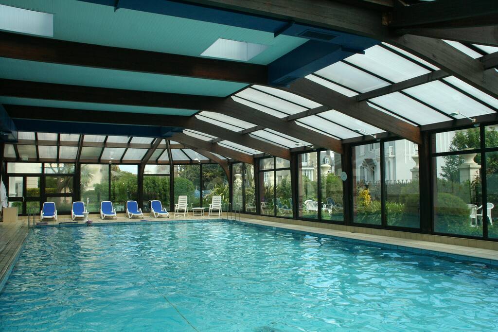PISCINE DE DETENTE