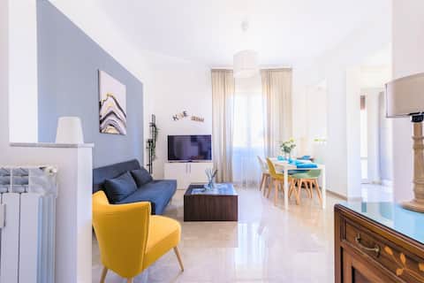 Hostly - ColorHome Pisa Midtown-3BR with AC-3Bath