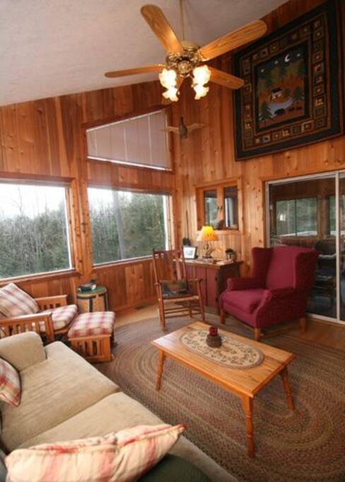 Sitting room overlooking the lake