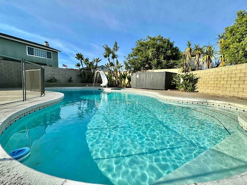 7-Bedroom Pool Home & Private Studio Retreat