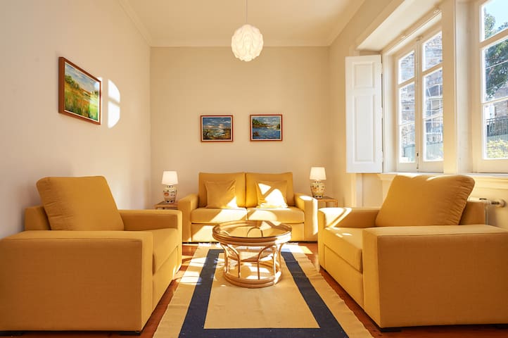 VILLA LUNA – CASCAIS/MONTE ESTORIL gallery image 4