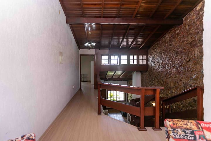 საძინებელი 4