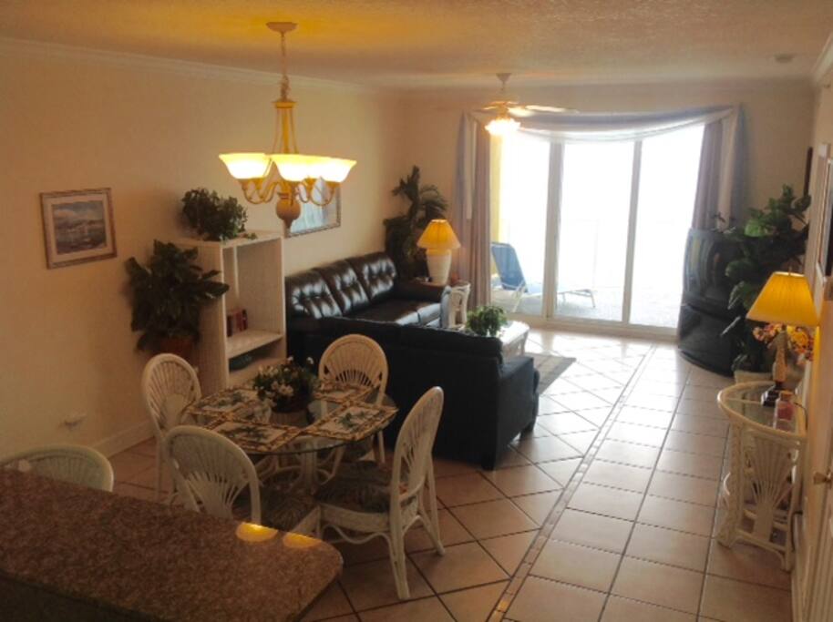 Living room to balcony over looking Gulf