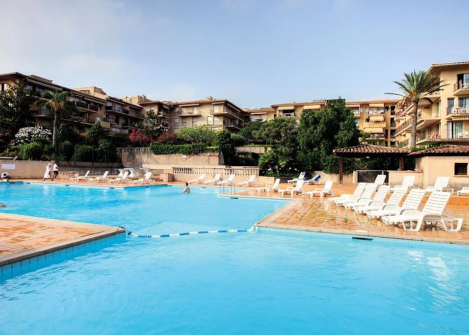 la piscine-swimmmingpool