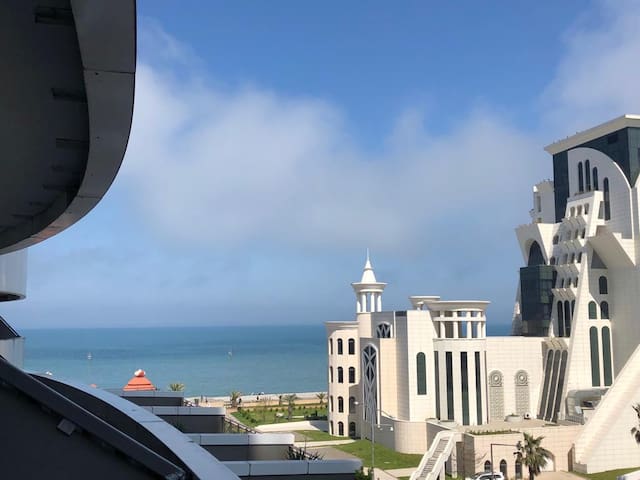 Mariam's Seaside Apartment in Orbi Residence