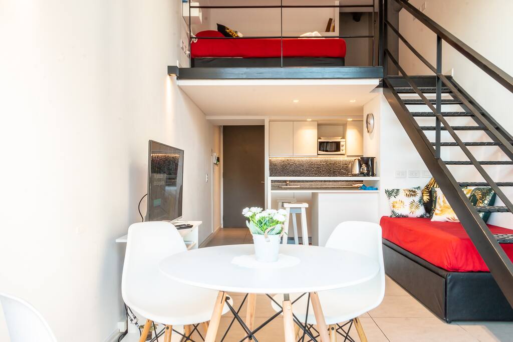 Место для машины на даче. Сколько метров сколько минут. В нескольких метрах за несколько. Элементы пролетного строения. Элементы жд моста.