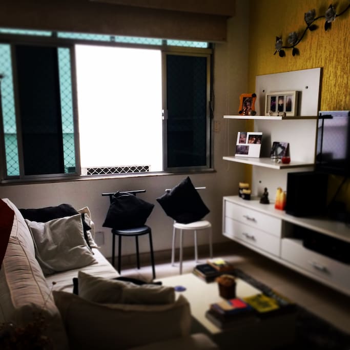 Living Room / Sala de Estar